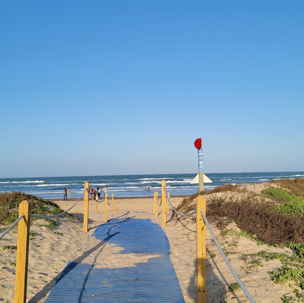 Meet your Posher, Yasmeen